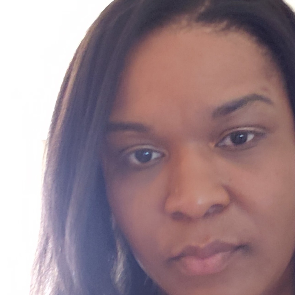 💓Meet your Posher ambassador, Simone💓